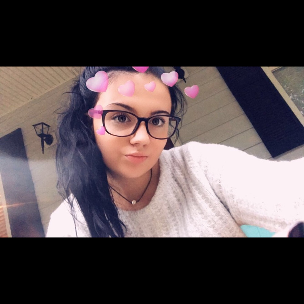 Meet your Posher, Tara